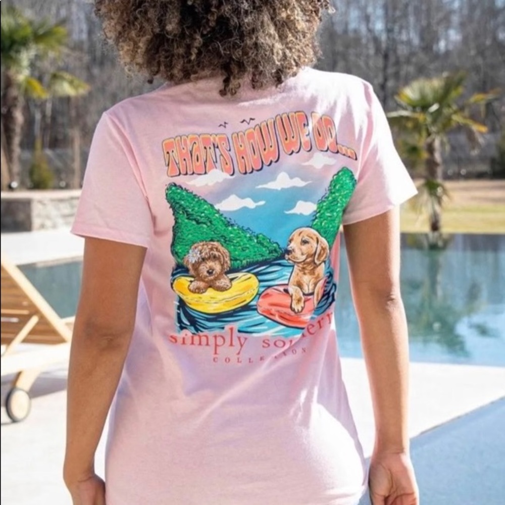 NWT Simply Southern baby pink that’s how we do dog tubing t-shirt